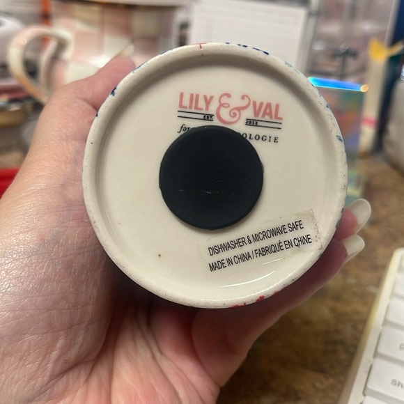 Anthropologie Peppermint & Marshmallow Travel Mug - Picture 10 of 11